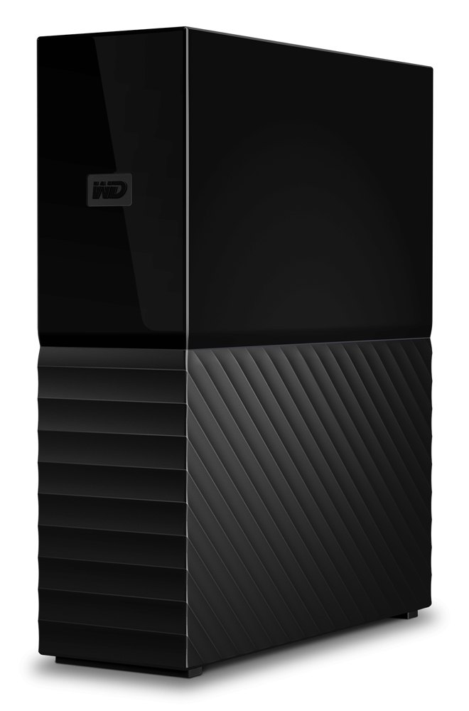 WD My Book 8 TB (WDBBGB0080HBK) schräg von der Seite mit Rautenmuster am Gehäuse